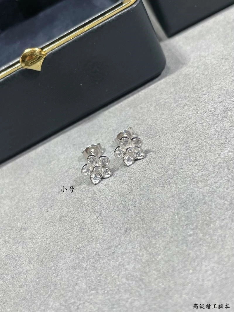 Graff Earrings Sleek 210683