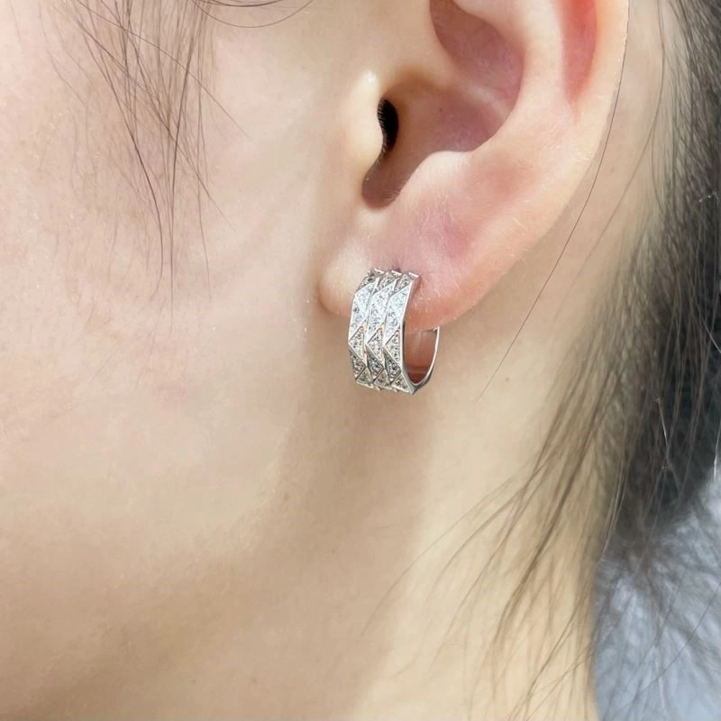 Graff Earrings MoistureWicking 209786