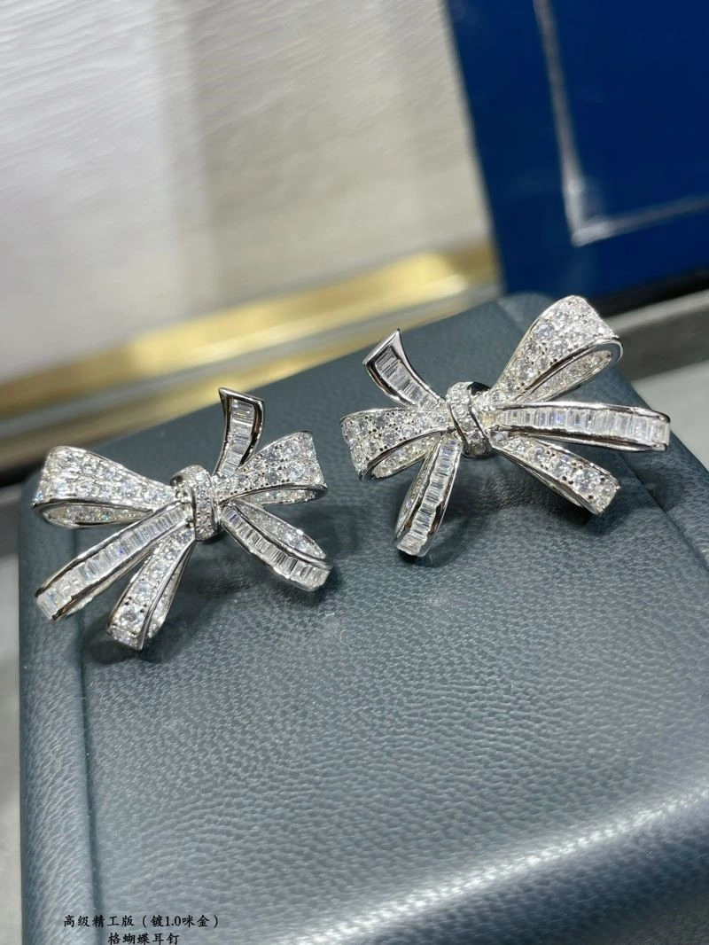 Graff Earrings Packable 209260