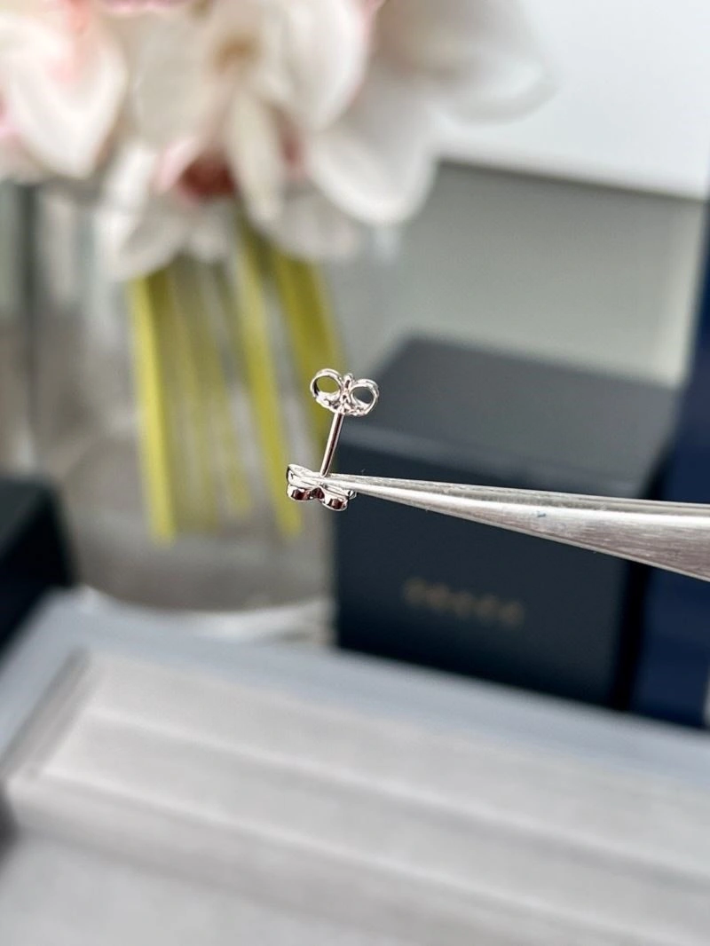 Graff Earrings Lightweight 208726