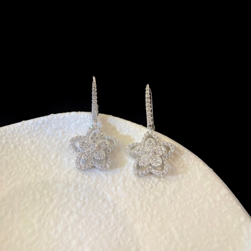 Graff Earrings Cozy 207965