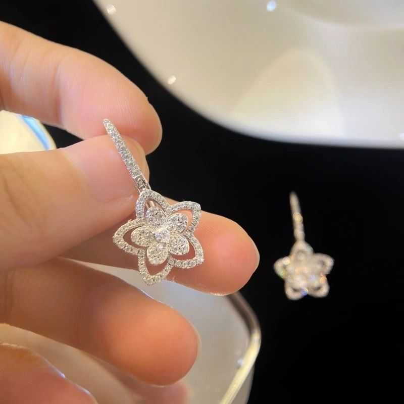 Graff Earrings Cozy 207965