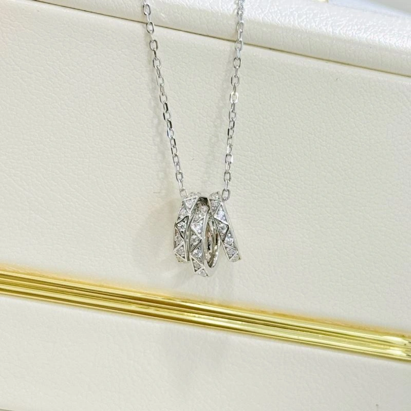 Graff Necklaces Versatile 213911