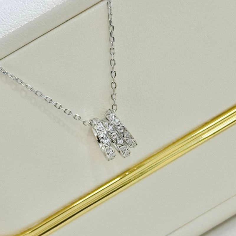 Graff Necklaces Versatile 213911
