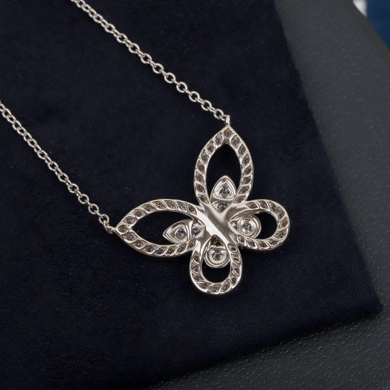 Graff Necklaces Practical 214564