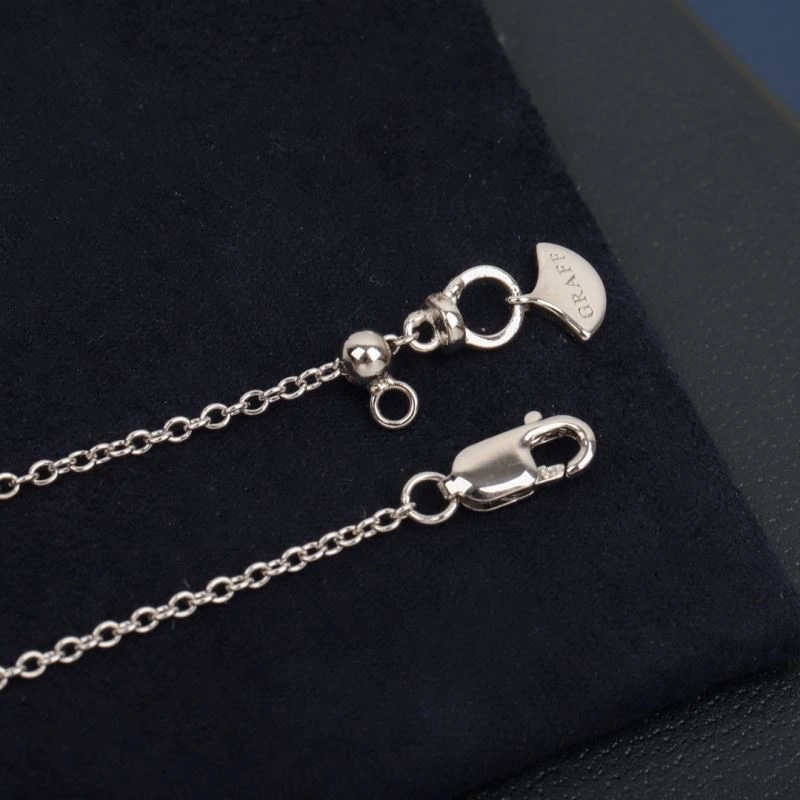 Graff Necklaces Practical 214564