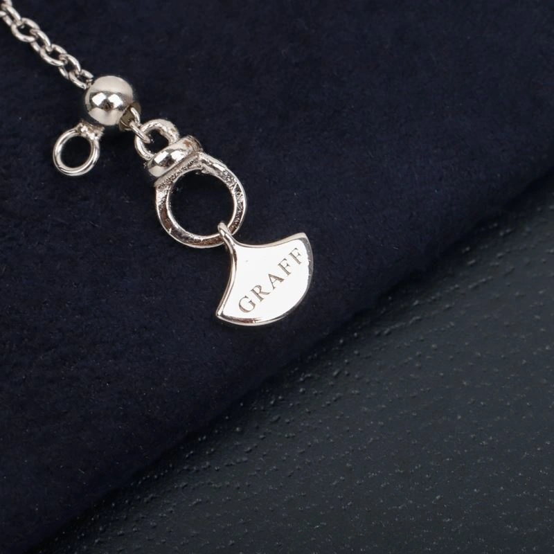 Graff Necklaces Practical 214564