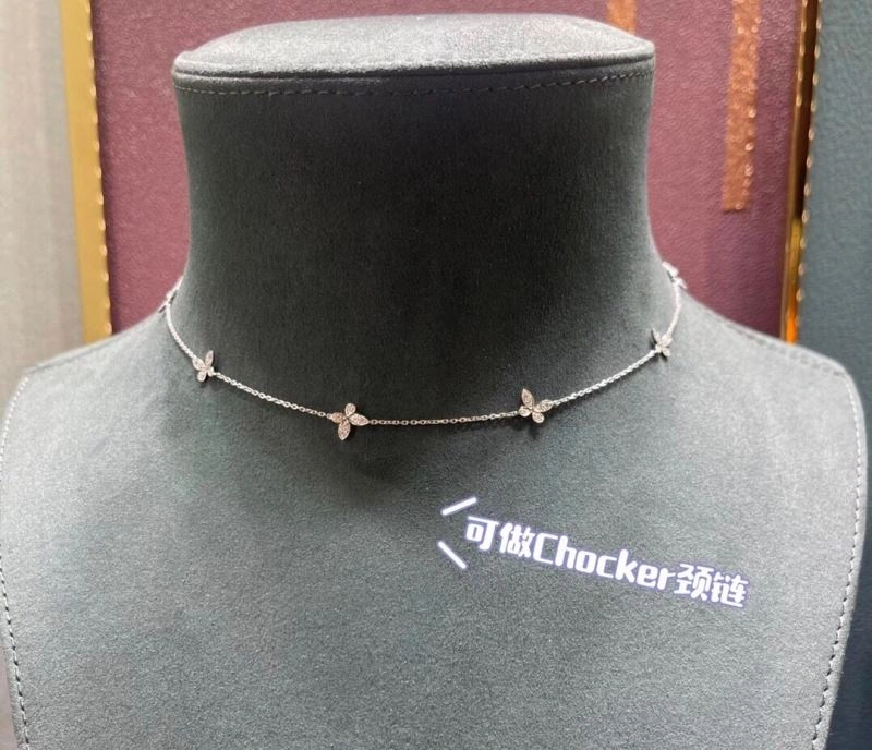 Graff Necklaces FreshLook 214560