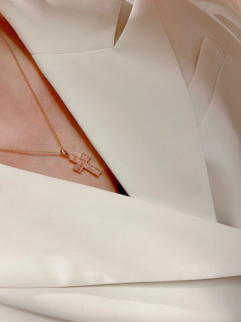 Lightweight Graff Necklaces 214556