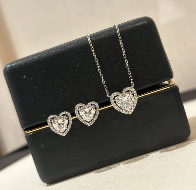 Neat Graff Necklaces 214271
