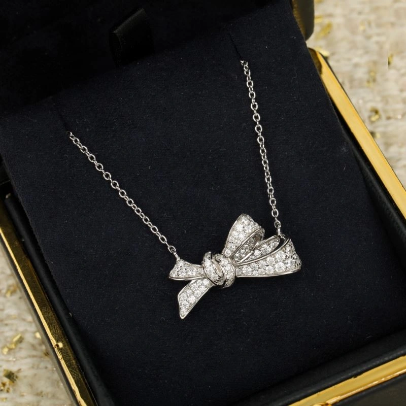 Graff Necklaces Soft 214219
