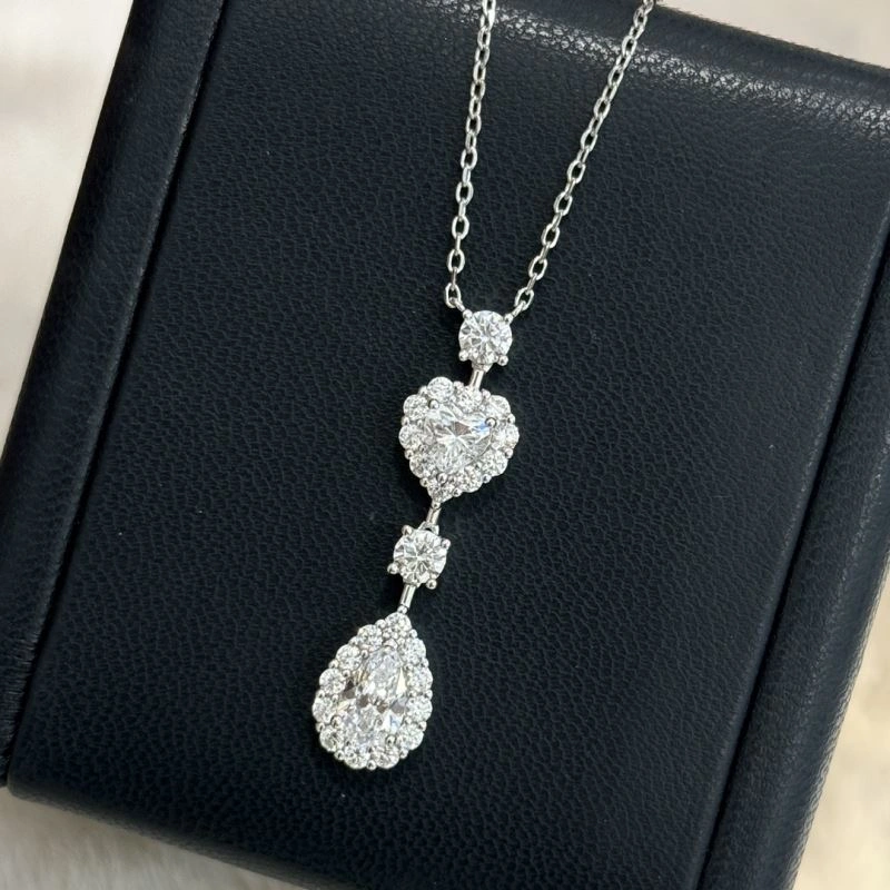 Breathable Graff Necklaces 214206