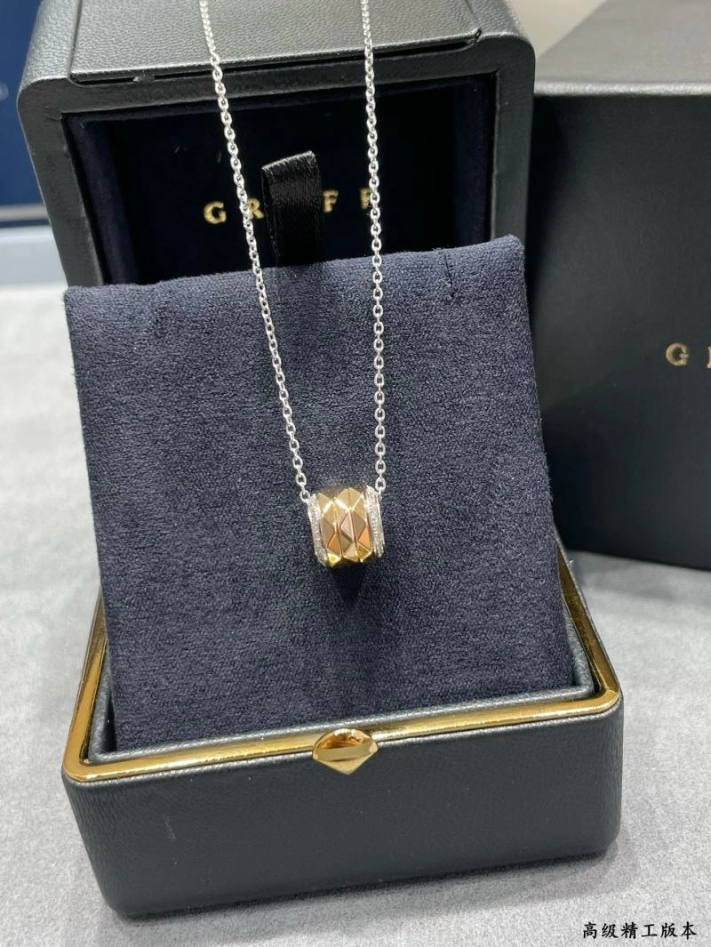 TravelReady Graff Necklaces 212017