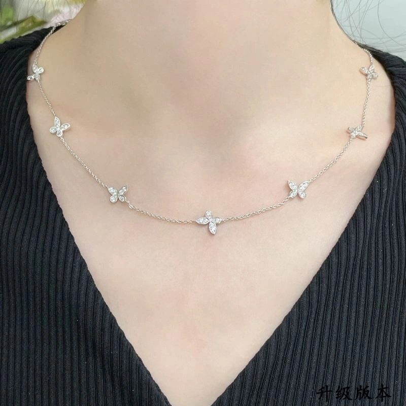 Breathable Graff Necklaces 212018
