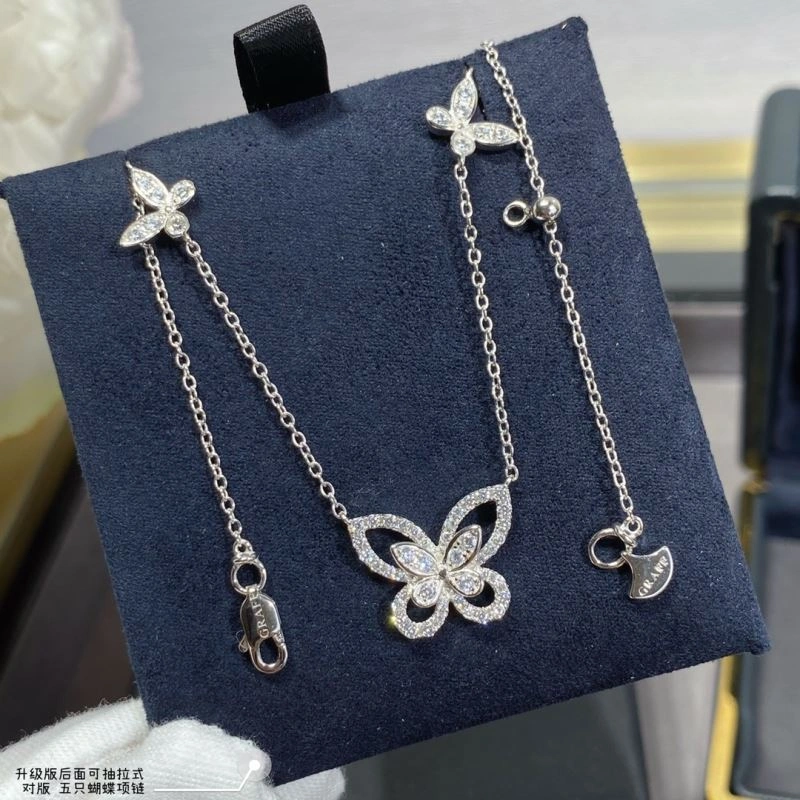 Snug Graff Necklaces 212022