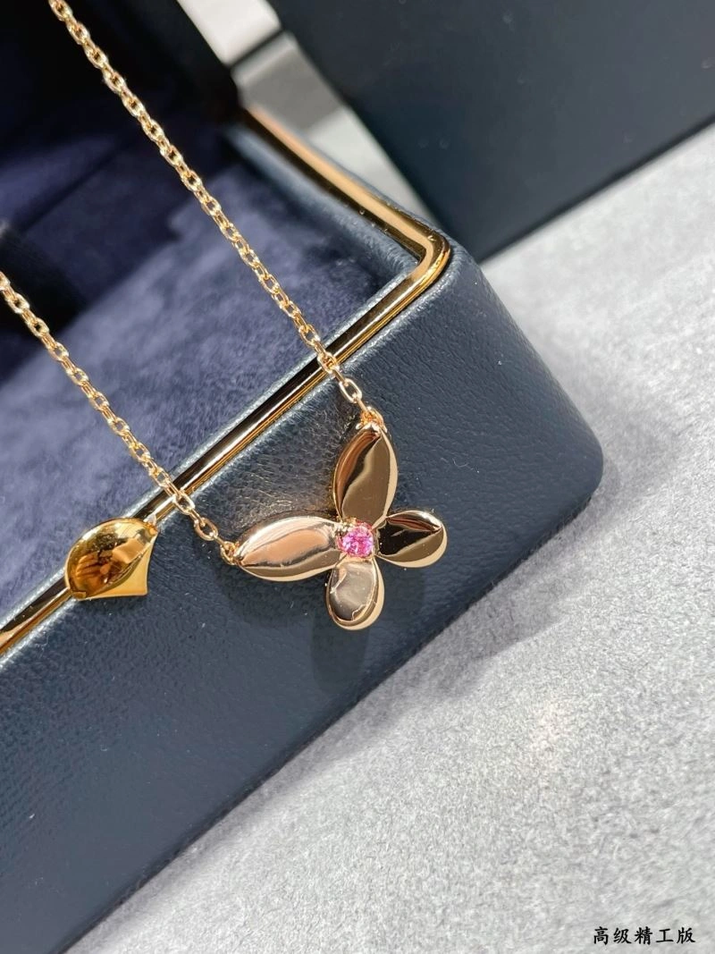Graff Necklaces Seasonal 212015