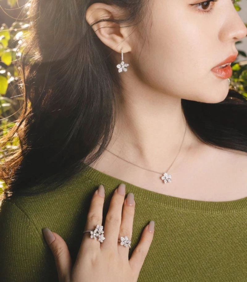Graff Necklaces AllSeason 212020