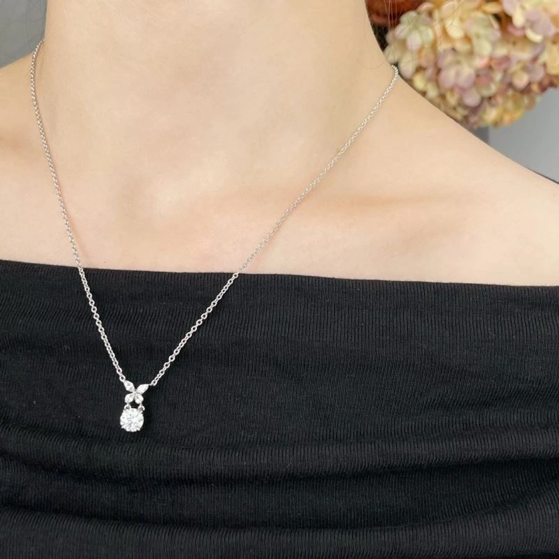 Graff Necklaces Comfortable 212011