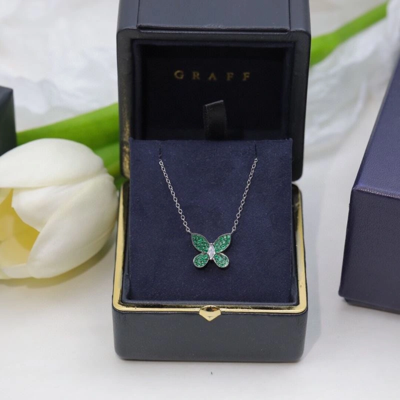 Graff Necklaces Premium 212005