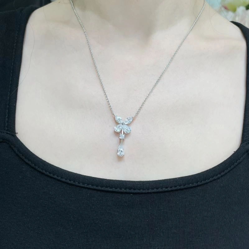 Resilient Graff Necklaces 211201