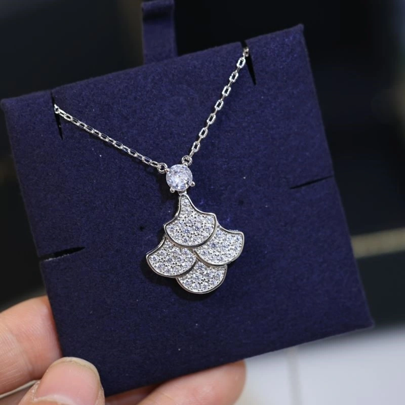 Sleek Graff Necklaces 210662