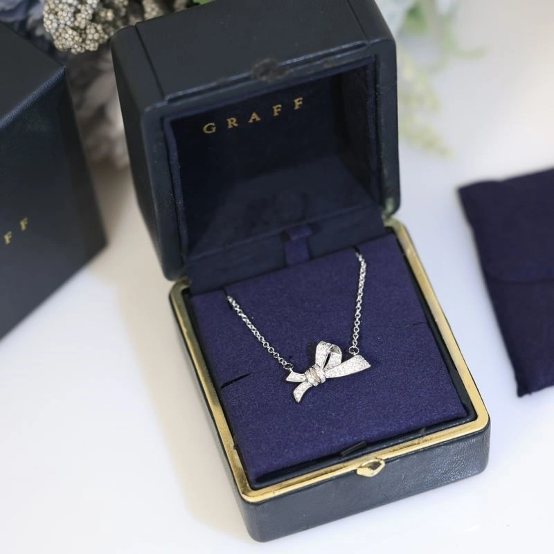 Seasonal Graff Necklaces 210668