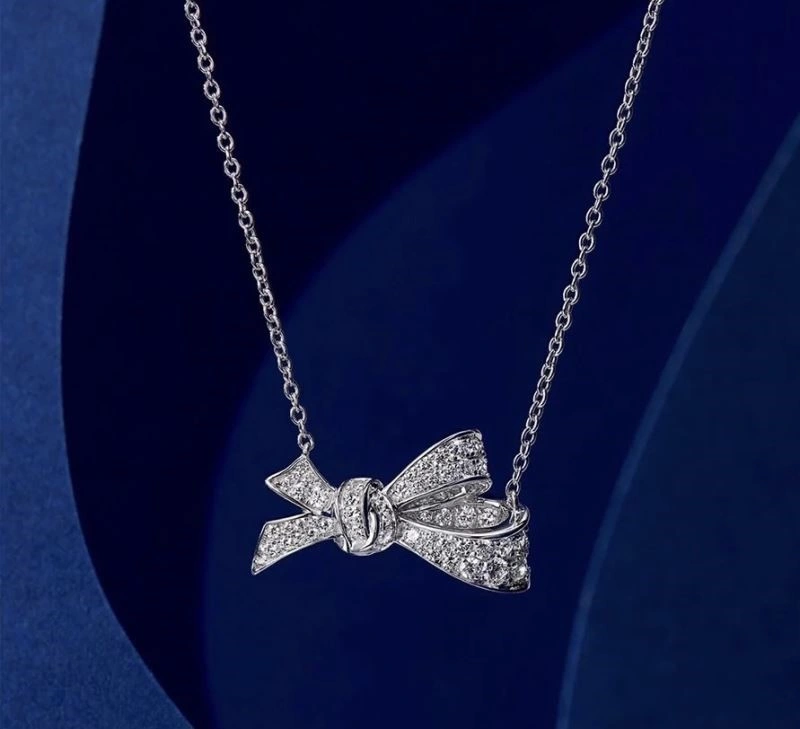 Seasonal Graff Necklaces 210668