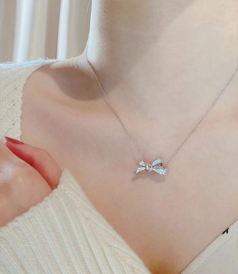 Seasonal Graff Necklaces 210668