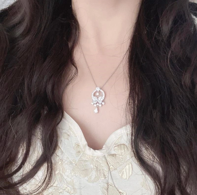 Graff Necklaces MoistureWicking 210667