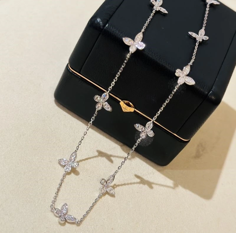 Original Graff Necklaces 210669
