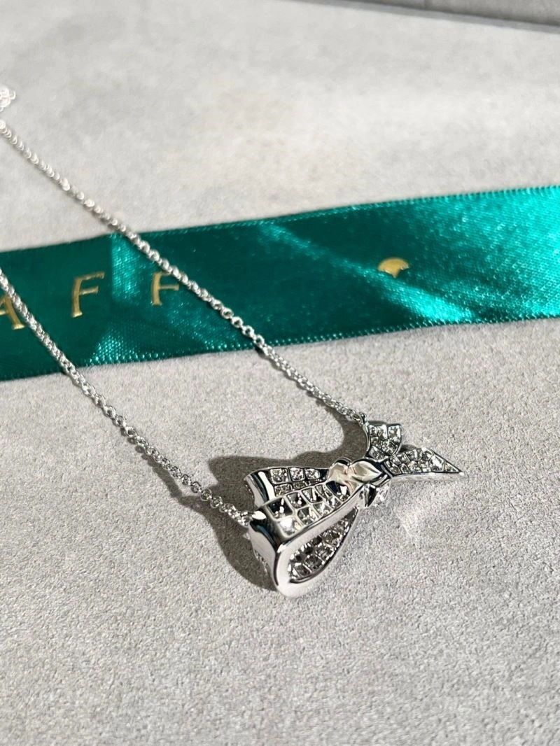 Classic Graff Necklaces 210661