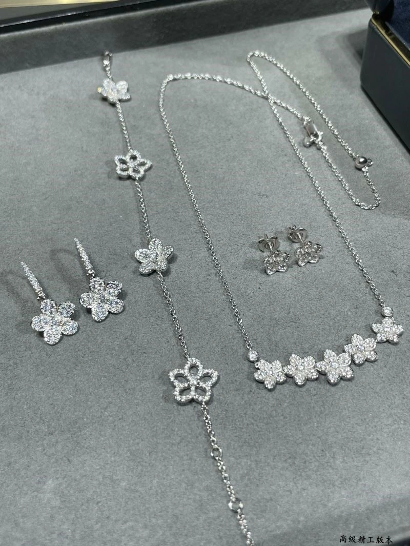 AllSeason Graff Necklaces 210657