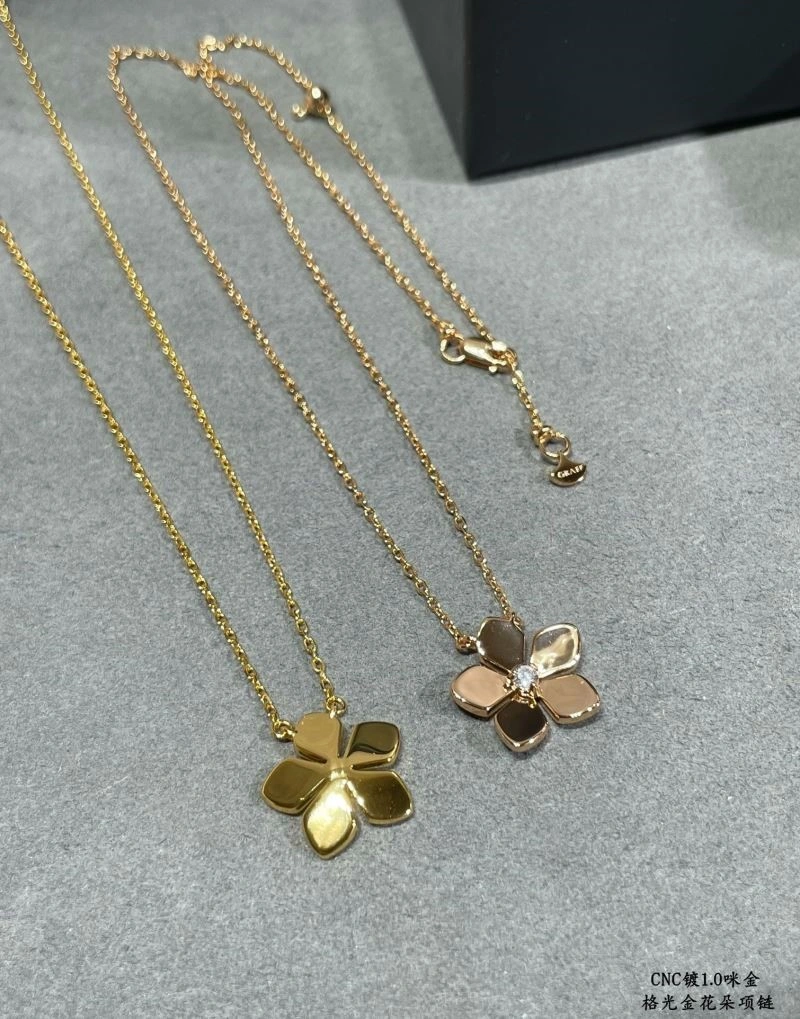 Graff Necklaces Vibrant 210652