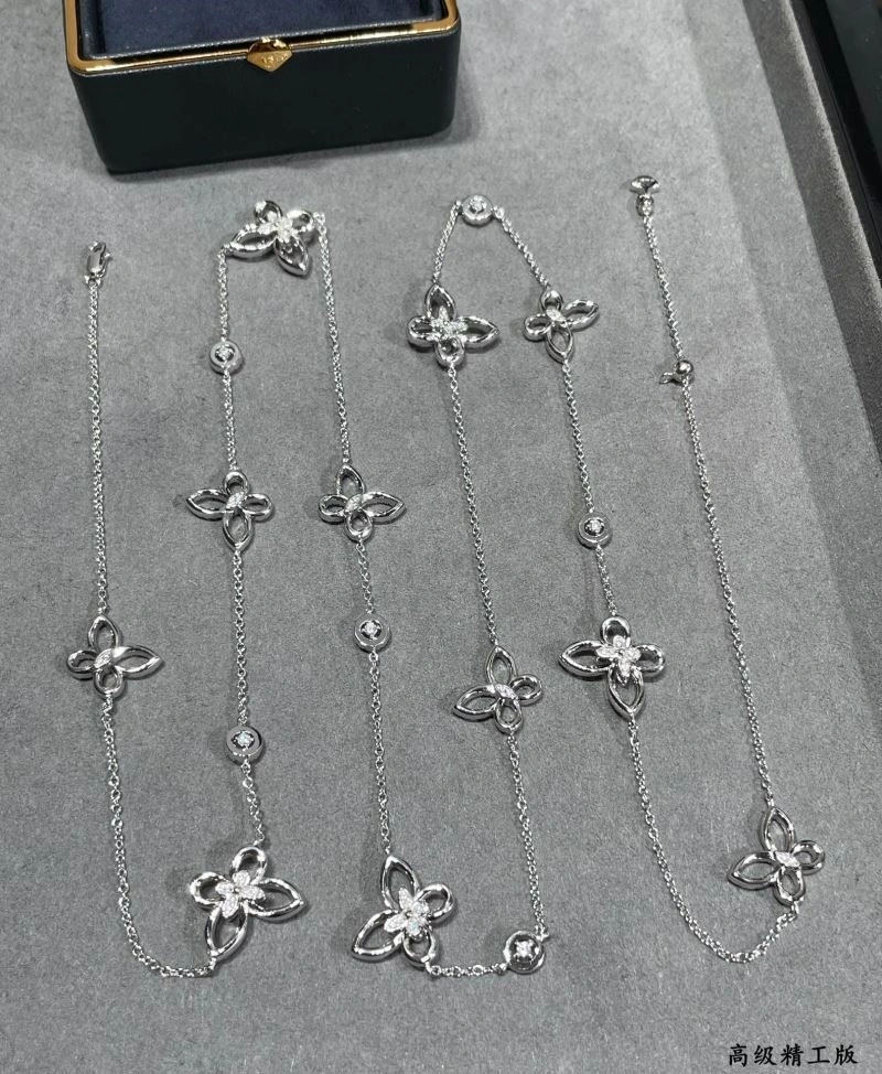 OdorResistant Graff Necklaces 210651