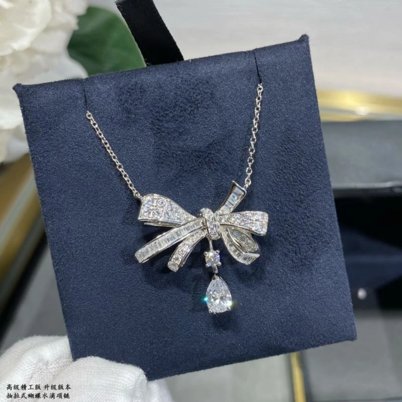 Minimalist Graff Necklaces 210649