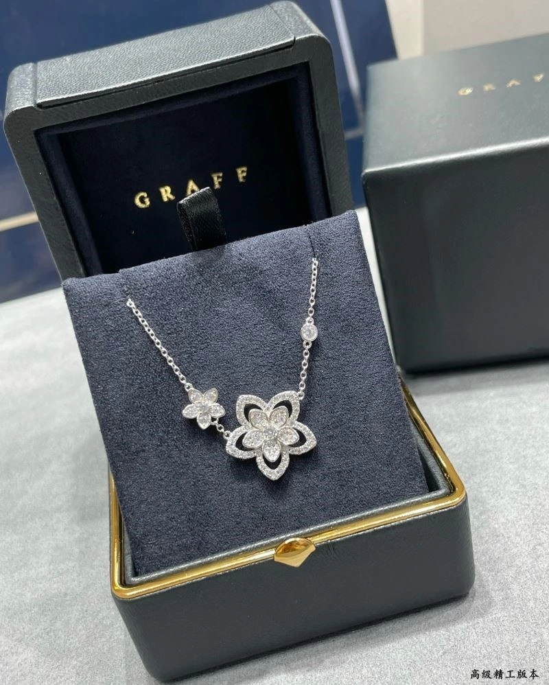 Graff Necklaces Youthful 210645