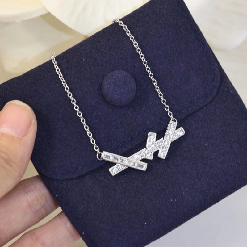 Graff Necklaces Durable 210642