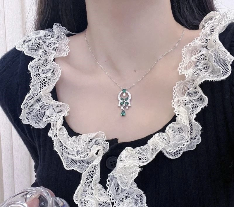 Resilient Graff Necklaces 209254
