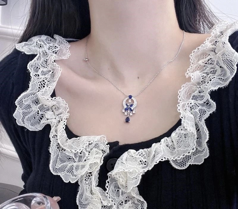 Refined Graff Necklaces 209246