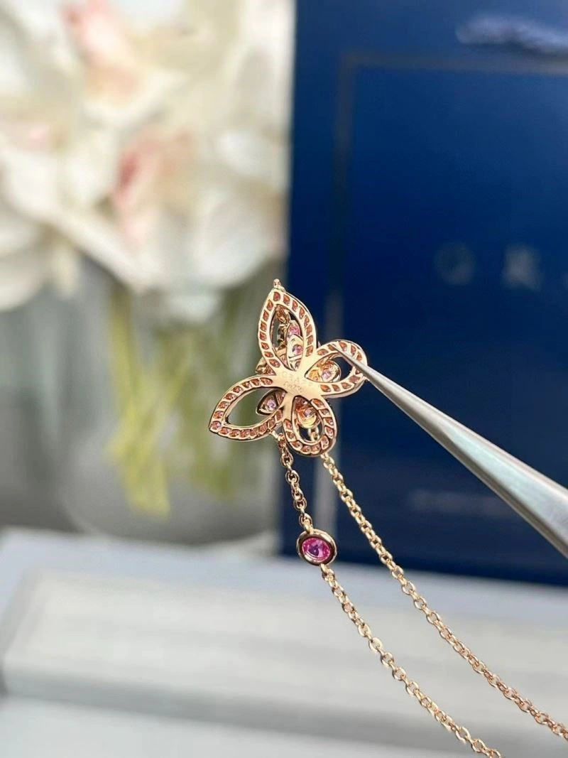 Graff Necklaces Comfortable 208686