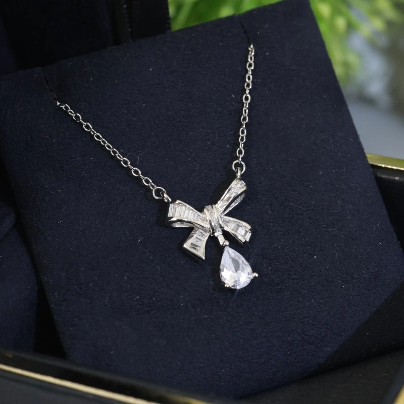 Graff Necklaces Original 207945