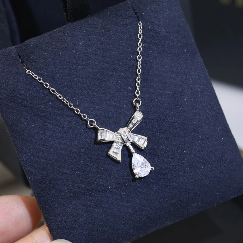 Graff Necklaces Original 207945