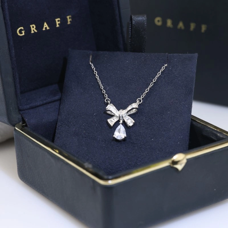 Graff Necklaces Original 207945