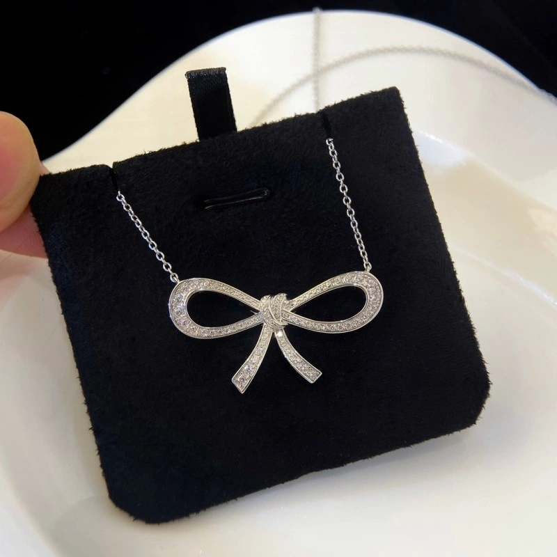 Breathable Graff Necklaces 207951