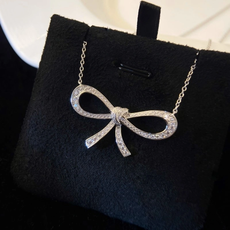 Breathable Graff Necklaces 207951