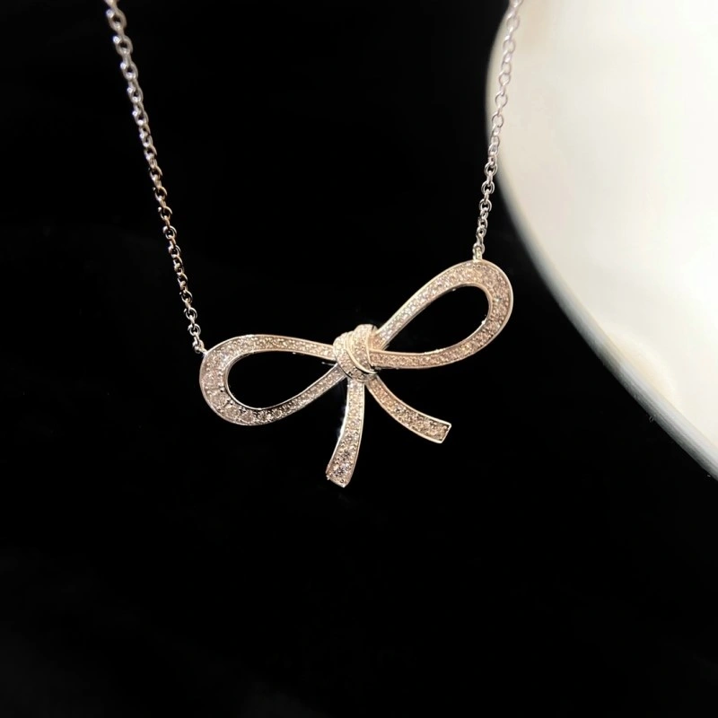 Breathable Graff Necklaces 207951