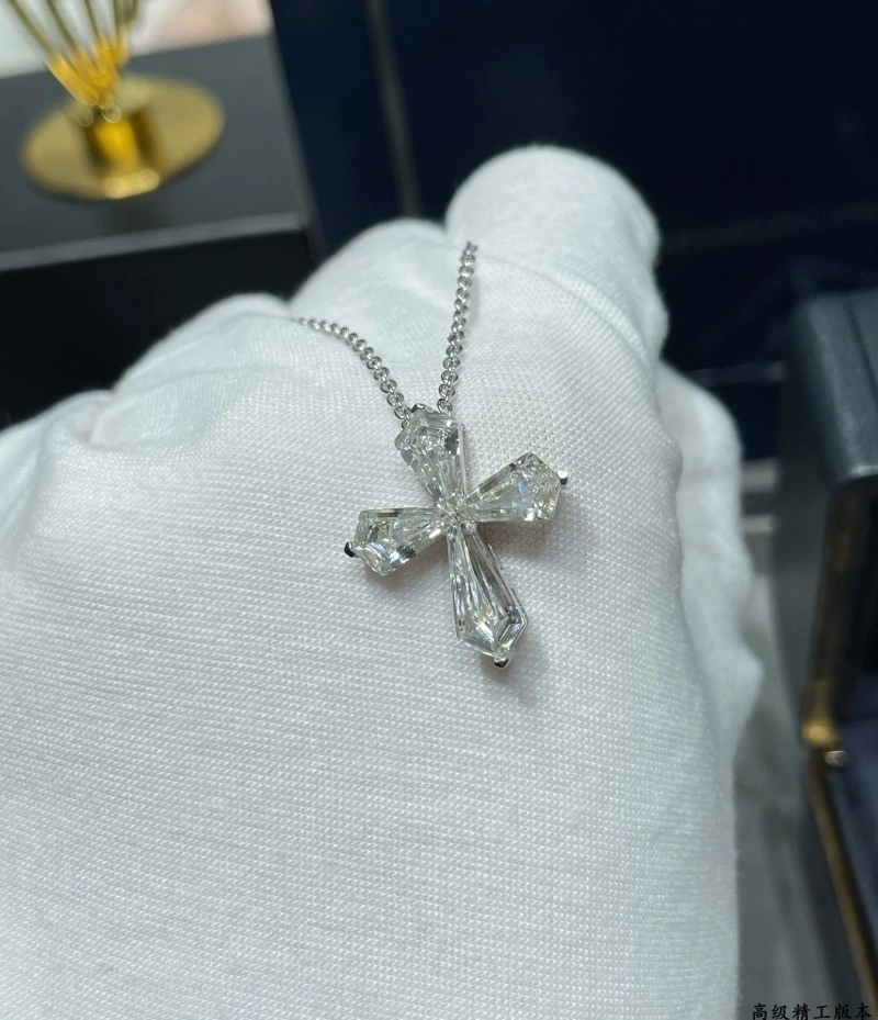 Graff Necklaces UrbanChic 207960
