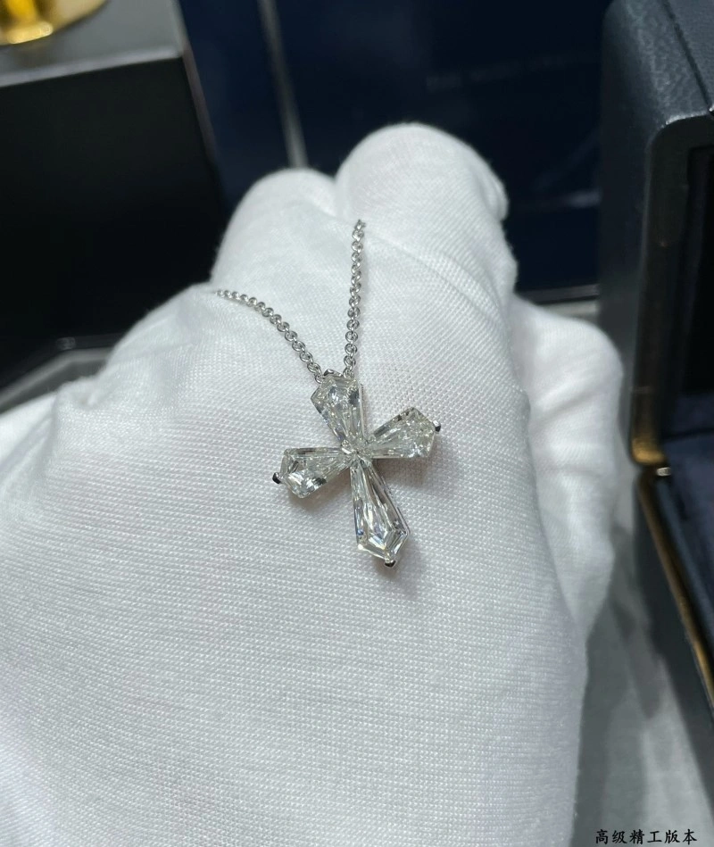 Graff Necklaces UrbanChic 207960
