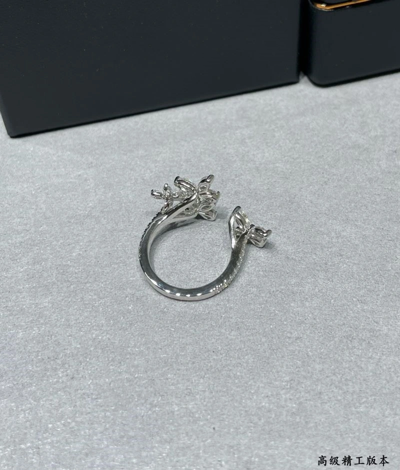 Comfortable Graff Rings 210628