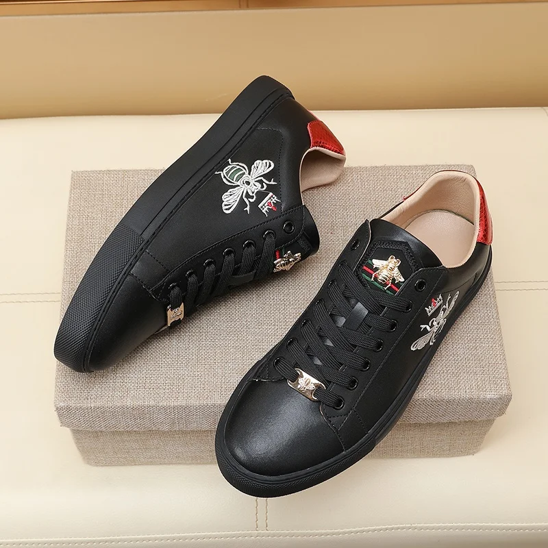 Seasonal Gucci ACE Shoes 24239